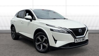 Nissan Qashqai 1.3 DiG-T MH N-Connecta 5dr Petrol Hatchback